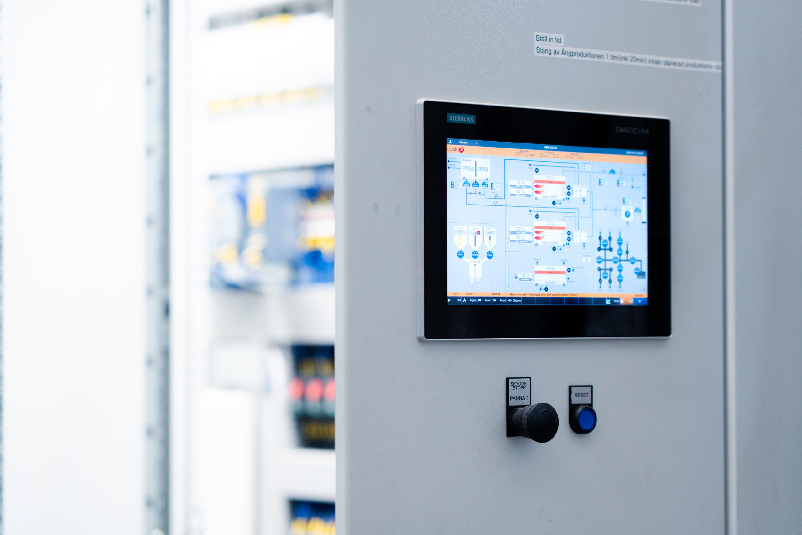 Elcentral i bioenergianläggning.